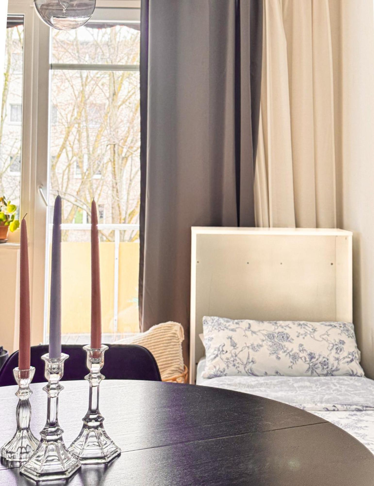01 Bedroom In Mitte-Up To 5 People-Private Free Parking Берлін Екстер'єр фото